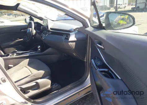 2019 Toyota C-Hr Xle z USA, uszkodzony, nr VIN NMTKHMBX0KR092065